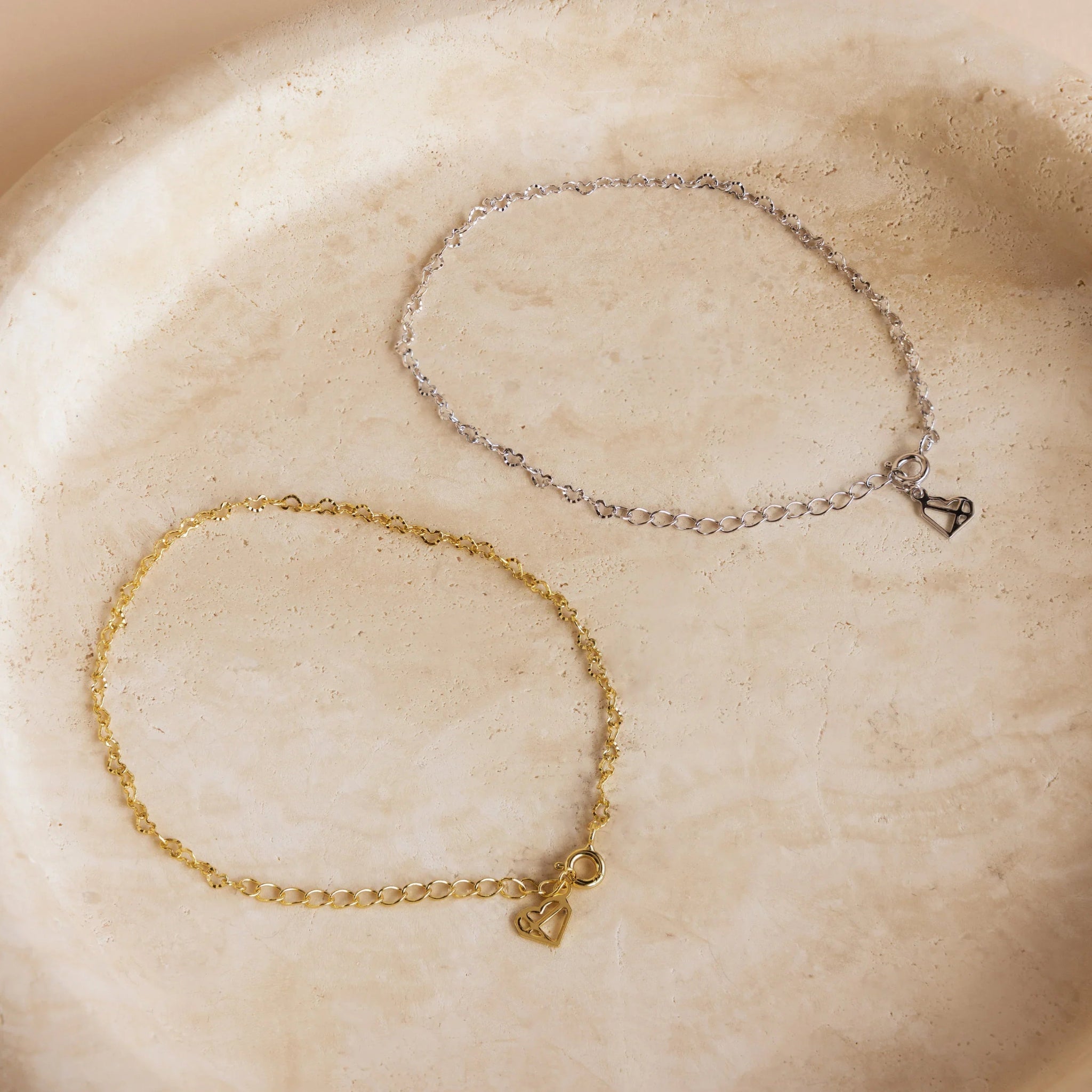 Amara Gold Heart Chain Bracelet - Bracelets