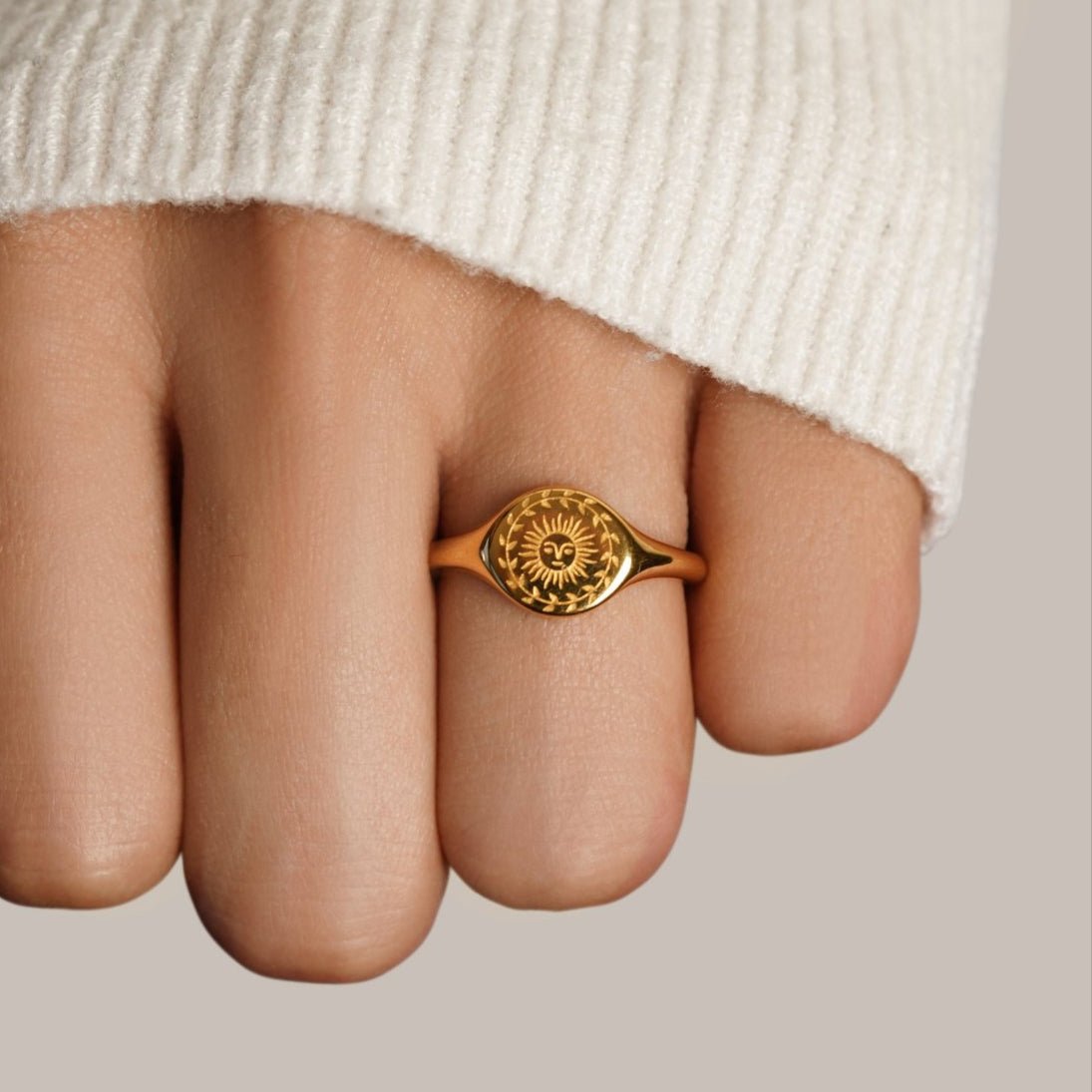 Selestia Gold Solstice Ring - Ring